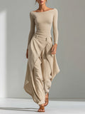 Ensemble pantalon avec capes et encolure bateau