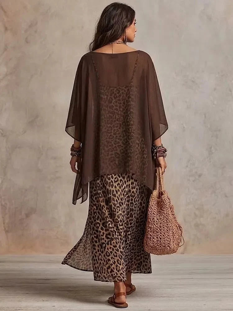 Robe longue à volants à motif léopard style bohème