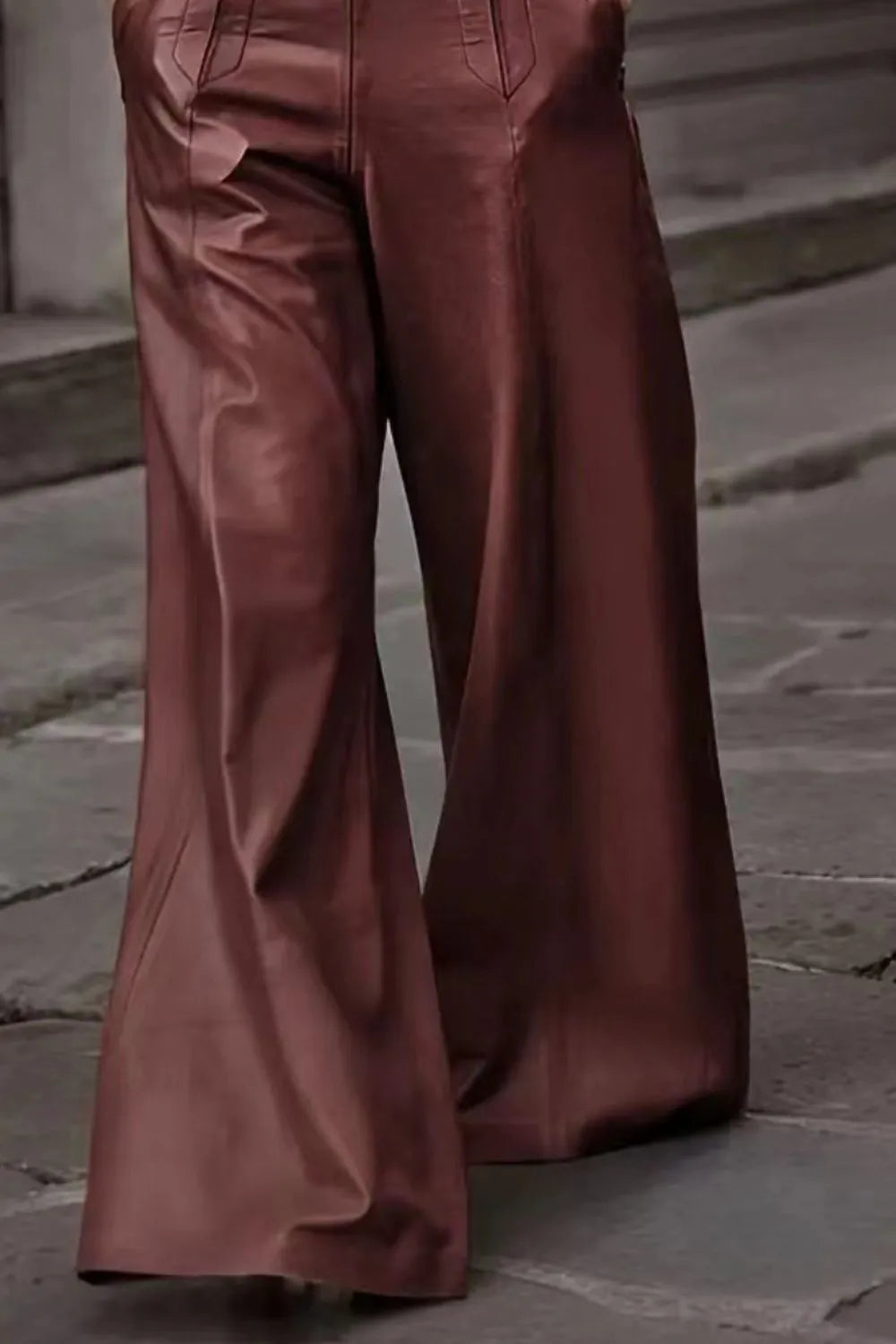 Pantalons taille haute et jambes larges