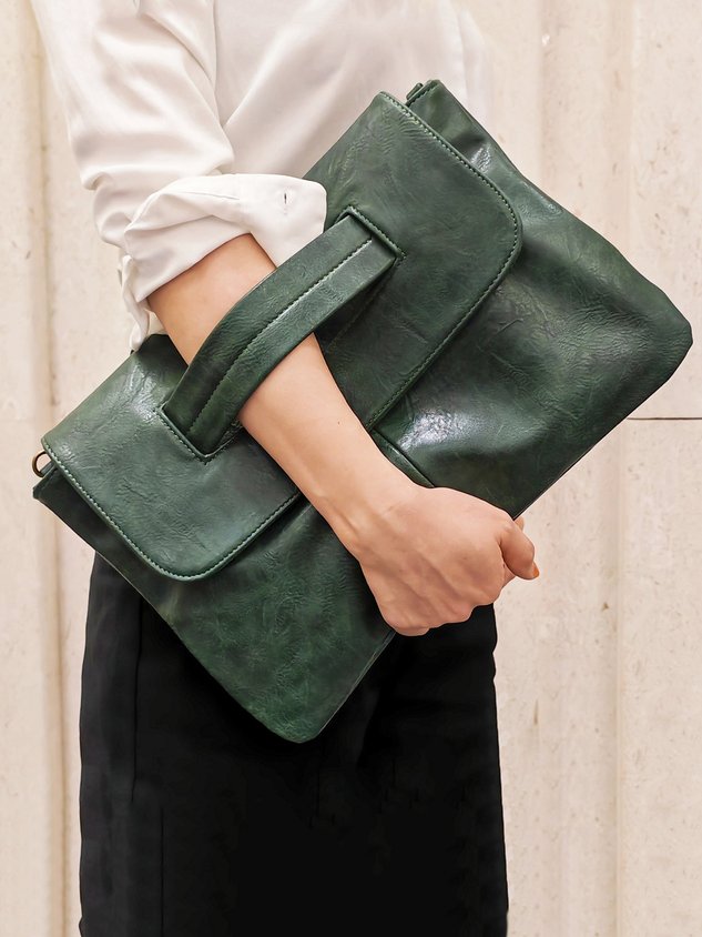Grand sac à main avec fermeture magnétique et bandoulière