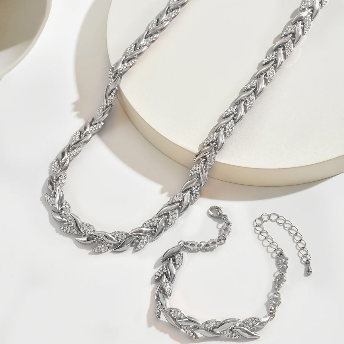 Claudine | Collier fait main en forme de queue de poisson