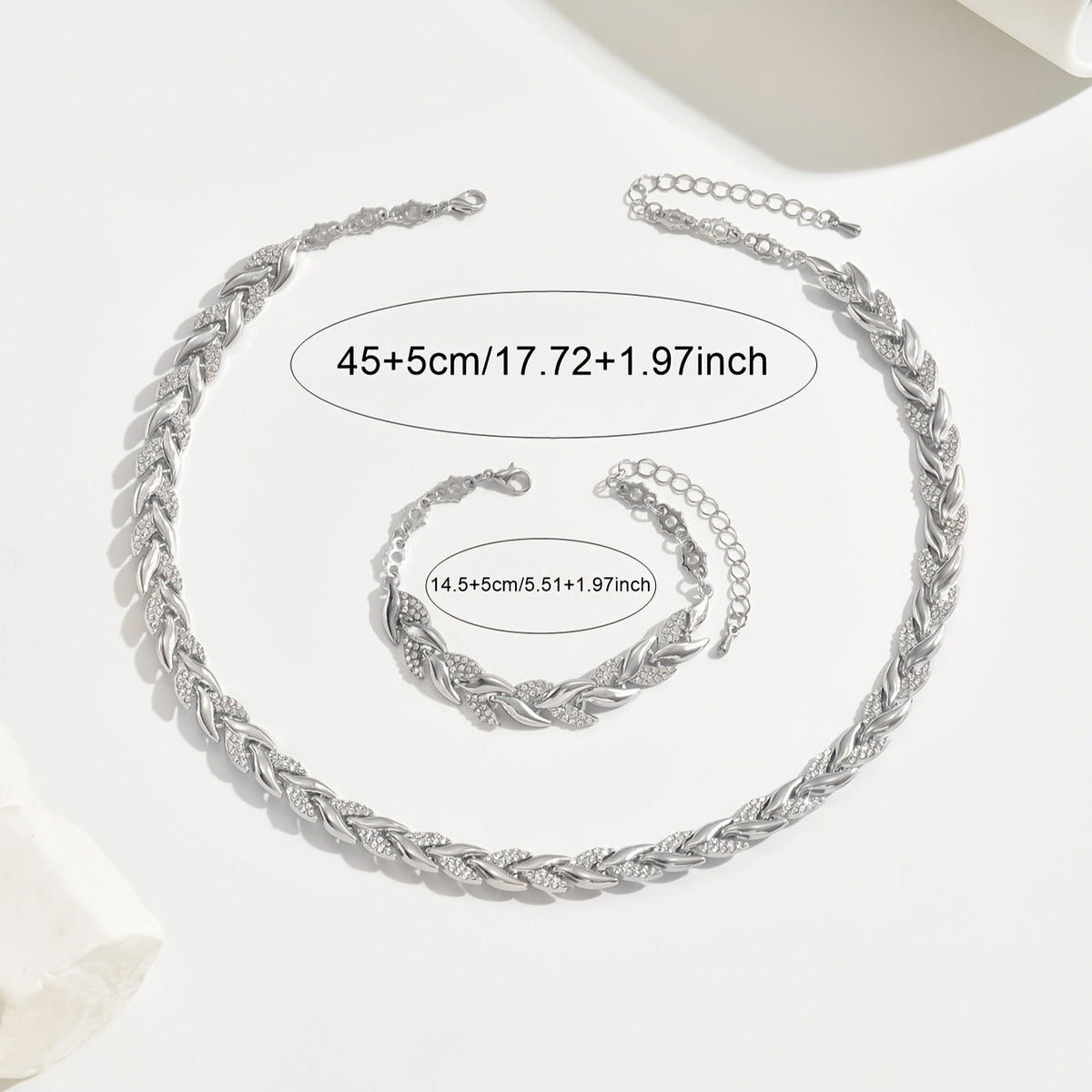 Claudine | Collier fait main en forme de queue de poisson