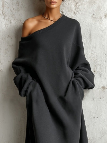 Robe longue noire style sweat à une épaule dénudée