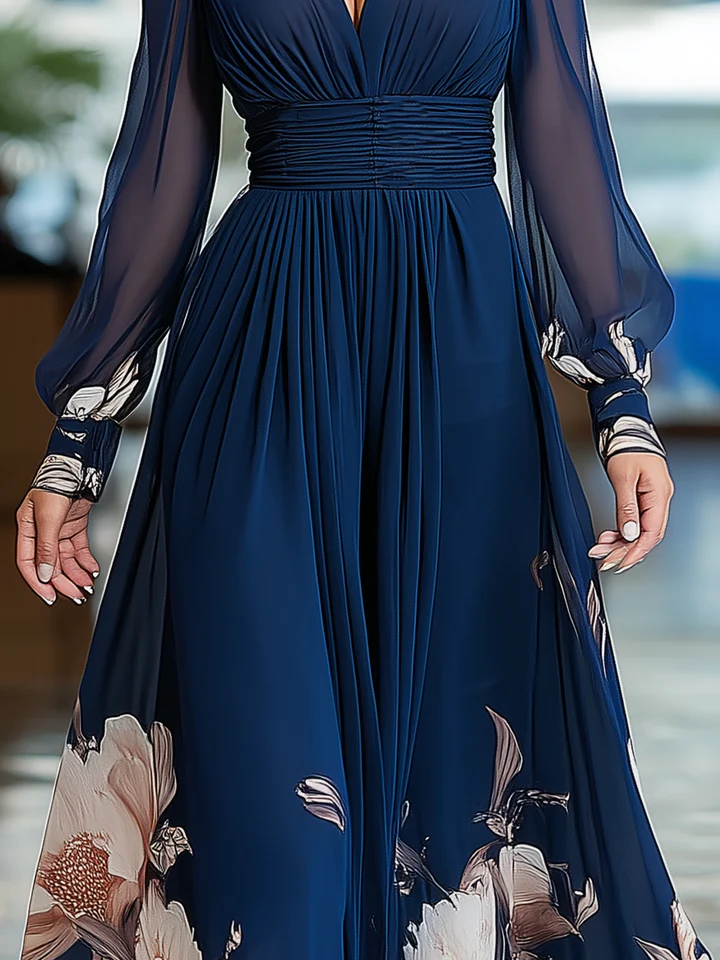 Robe longue bleu marine à fleurs avec manches en tulle et décolleté en V