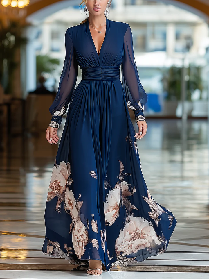 Robe longue bleu marine à fleurs avec manches en tulle et décolleté en V