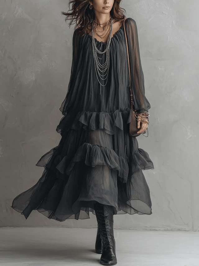 Robe longue transparente à volants superposés