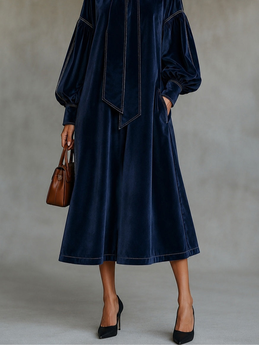 Robe midi en velours bleu marine avec nœud et manches bouffantes