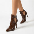 Bottines à découpes et boucle